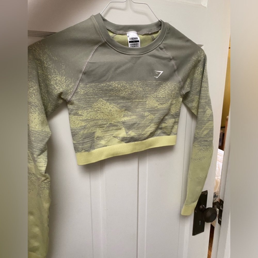 Gymshark Seemless Long Sleeve Crop Top